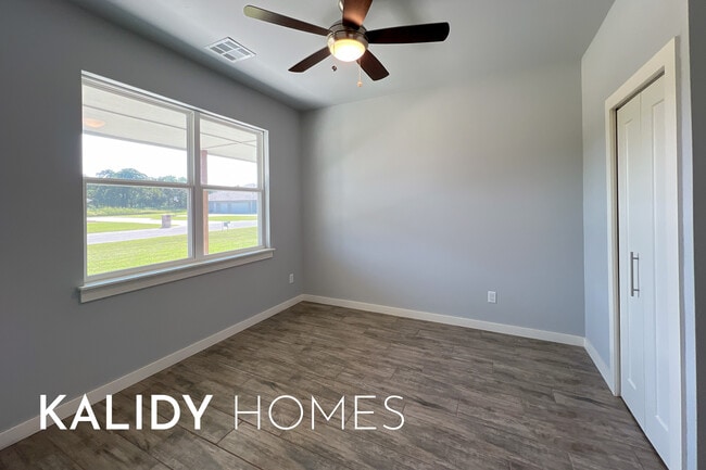 Building Photo - 213 Olde Ml Ct