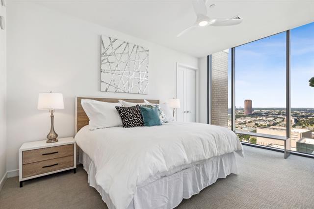 Building Photo - 2120 Olive St