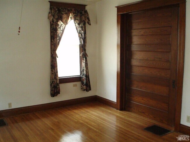 Building Photo - 636 Huffman St