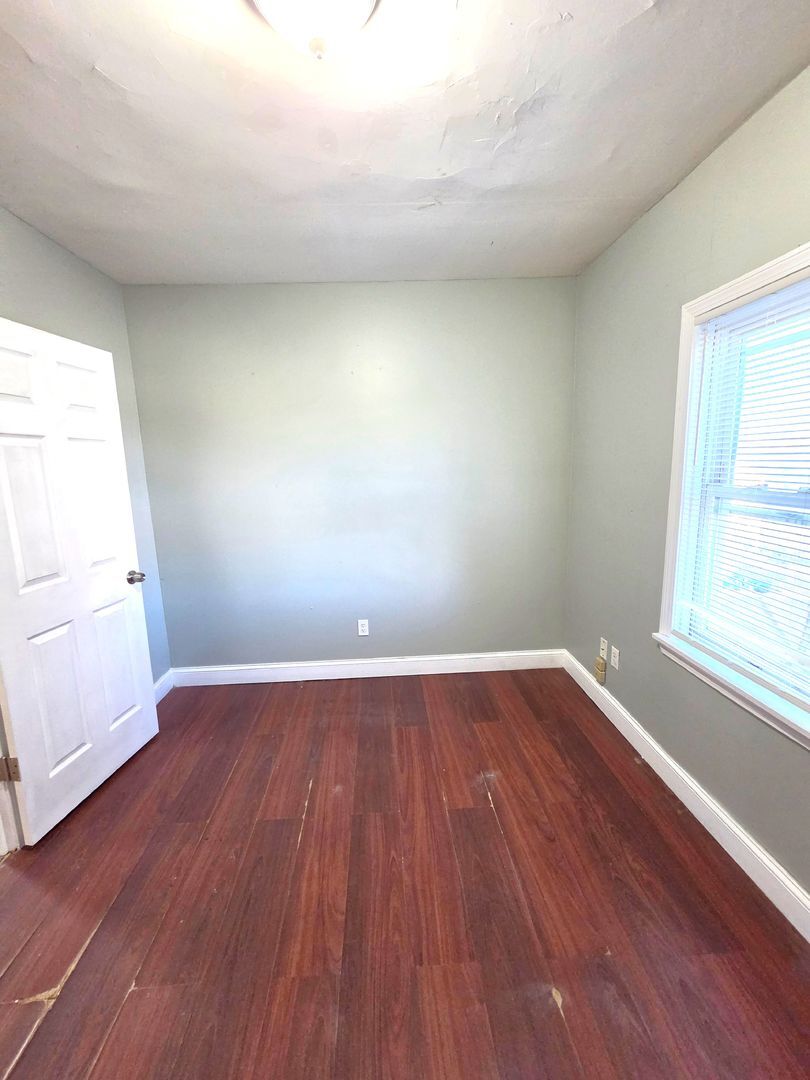 Building Photo - 718-720 Charles Street