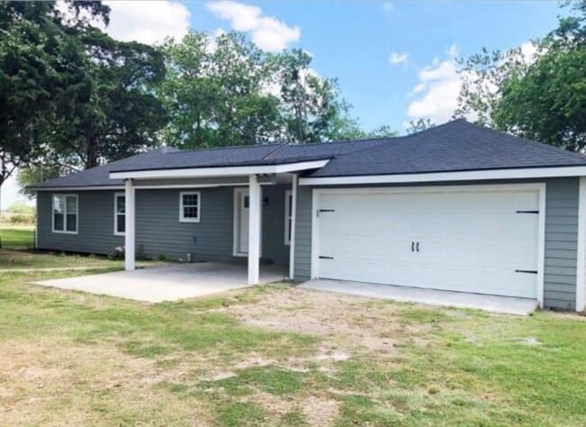 Building Photo - 1515 Co Rd 237