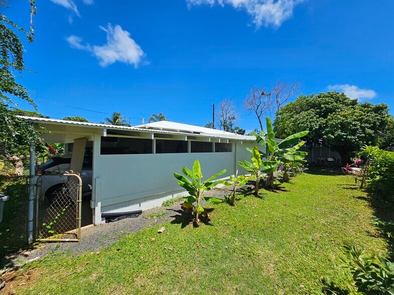 Primary Photo - 1717 Kaehulua Pl
