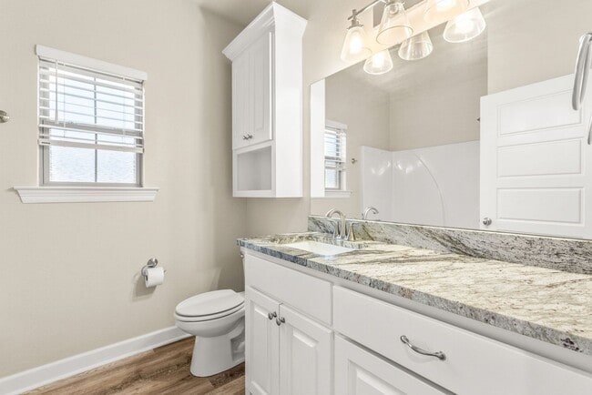 Building Photo - Stunning Sherwood Home in Quiet Cul-de-Sac | Modern Upgrades & Spacious Layout