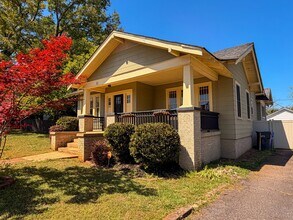 Building Photo - 11 Perry Rd