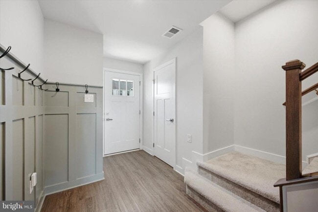 Building Photo - 17 Sage Wy