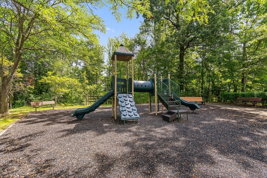 Building Photo - 3204 Appleton Way