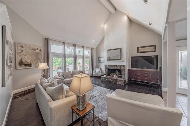 Building Photo - 16056 Chalfont Ct