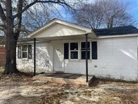 Building Photo - Charming 3 bedroom Orangeburg Ranch