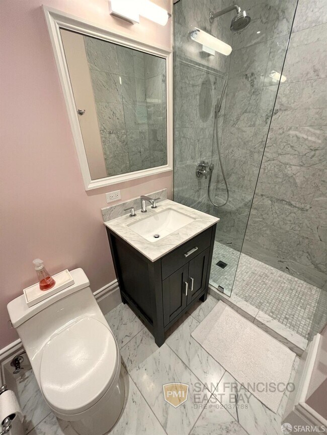 Building Photo - 628 9th Ave