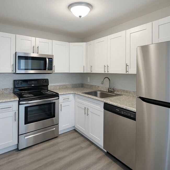 Building Photo - 537 S Sequoia Dr
