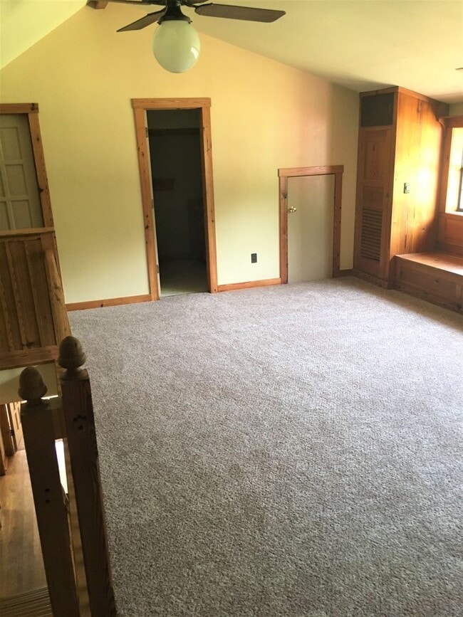 Building Photo - Mayfield