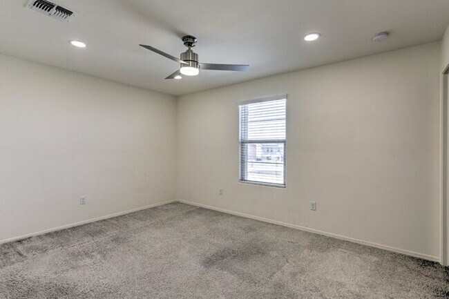 Building Photo - $750.00 MOVE-IN CREDIT TOWARDS FIRST MONTH RENT!!!!! Rancho Sahuarita