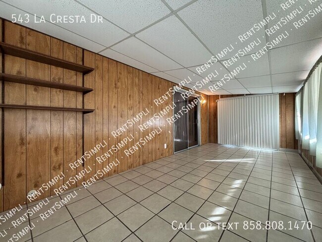 Building Photo - 543 La Cresta Dr