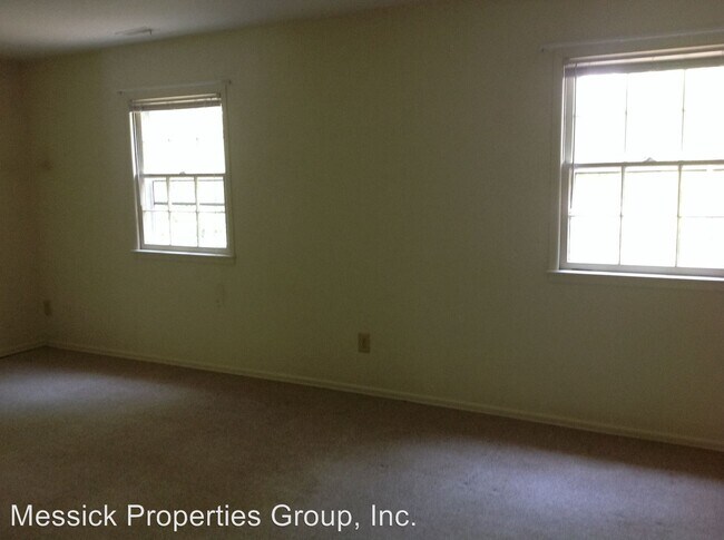 Building Photo - 3 br, 2.5 bath House - 2942-C St. Mark's Road