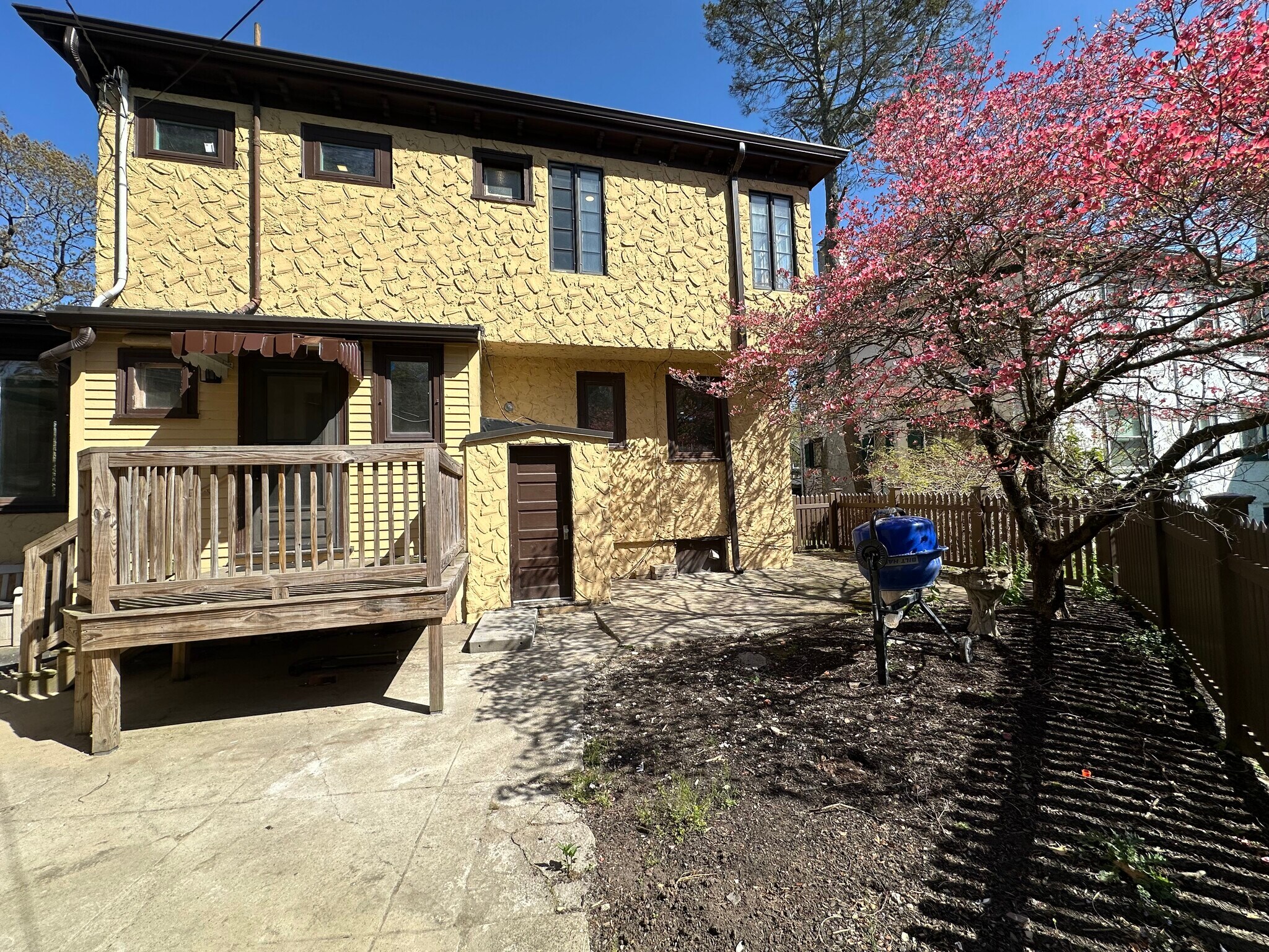 Building Photo - 1 Arborway