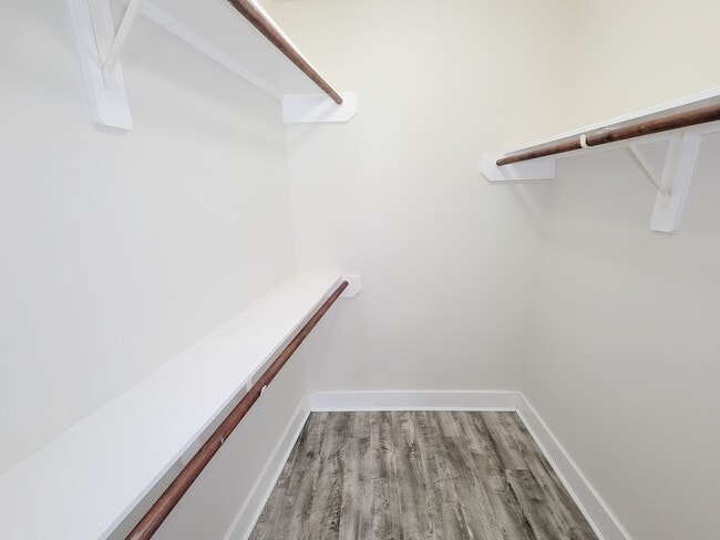 Building Photo - 714 Yawl Ct