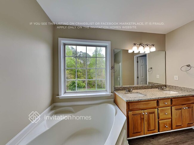 Building Photo - 6829 Oviedo Dr