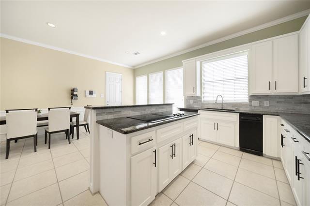 Building Photo - 5204 Streamwood Ln
