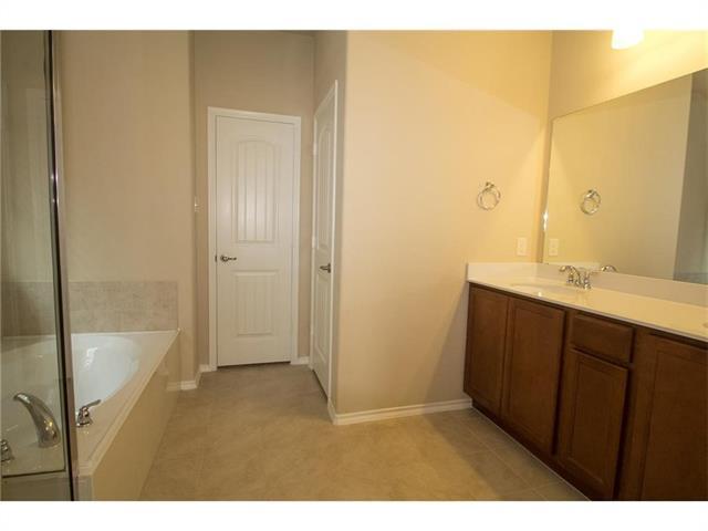 Building Photo - 1301 Motley Dr