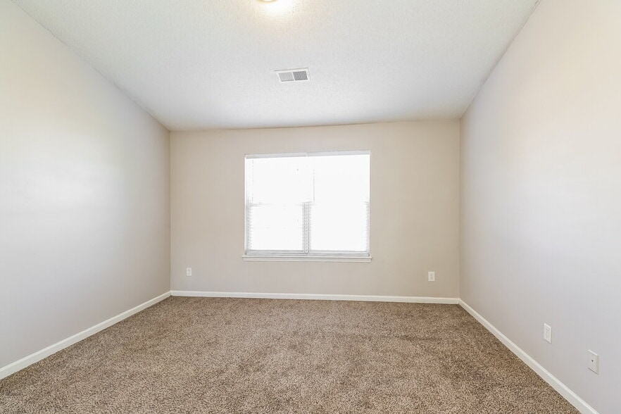 Building Photo - 12112 Chantress Ln