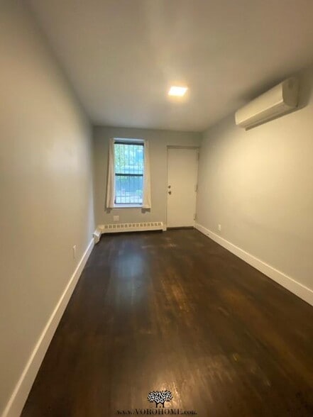 Building Photo - 3 E 124th St