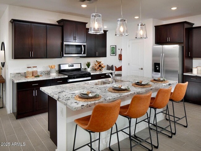 Building Photo - 20775 N Roadrunner Ln