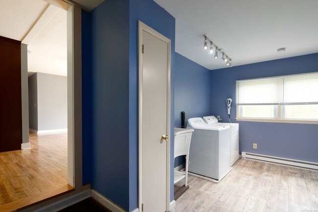 Building Photo - 30 Housatonic Ave