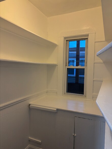 Building Photo - 41 Greenock St