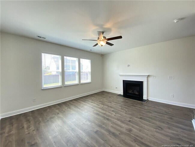 Building Photo - 140 Verdmont Dr