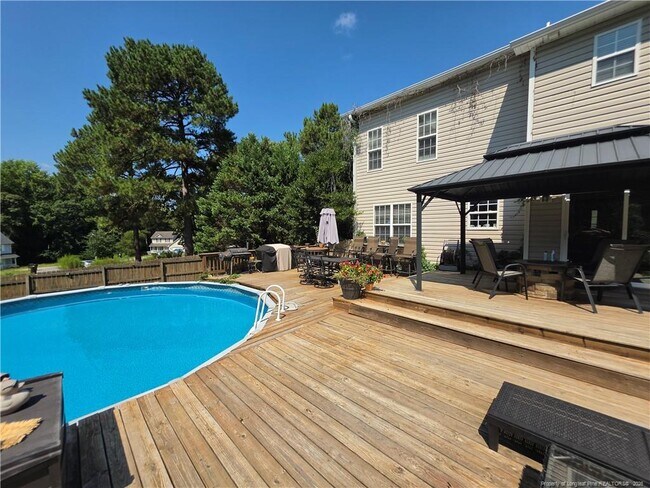Building Photo - 247 Valley View Ct