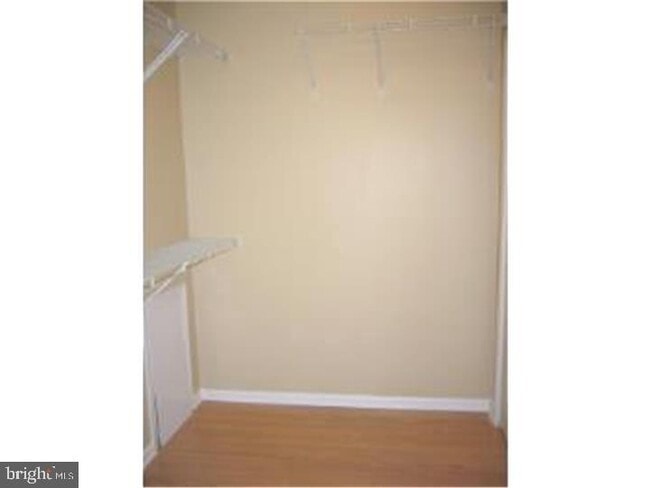 Building Photo - 3402 S Carriage Ct