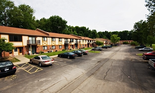 Building Photo - Forest Glade Apartments