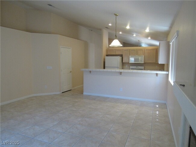 Building Photo - 1741 Mexican Poppy St