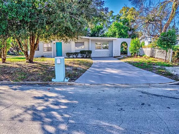 Building Photo - 2500 Carver Ave