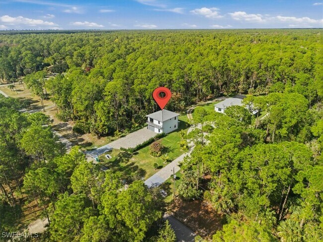 Building Photo - 3261 15th Ave SW