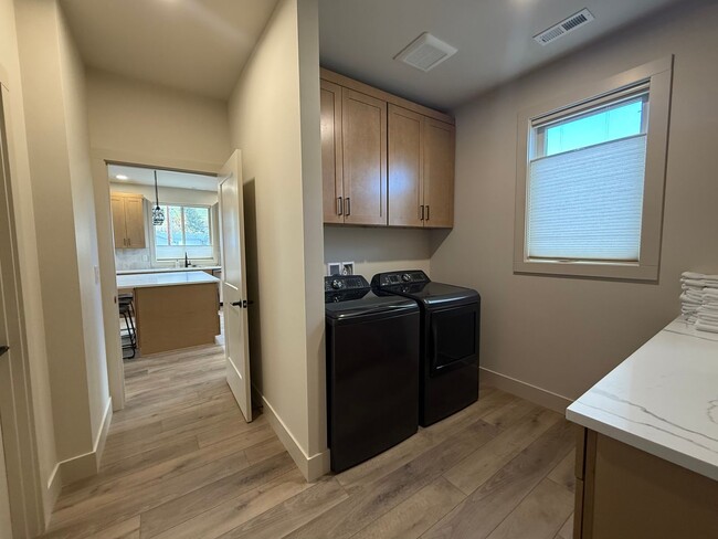 Building Photo - Now renting brand-new 3 bedroom, one study/Den, 2.5 bathroom House $3,650 unfurnished and $6,000 ...