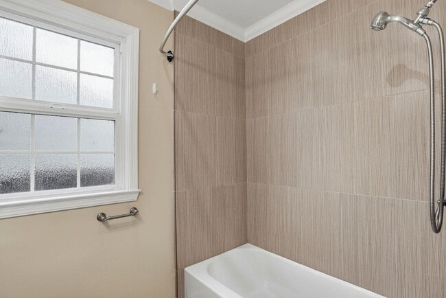 Building Photo - 251 C St