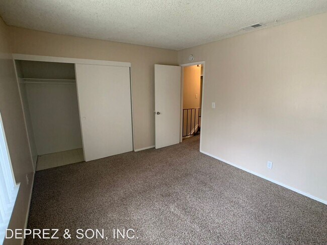 Building Photo - 4 br, 2.5 bath House - 741 HACIENDA DR.