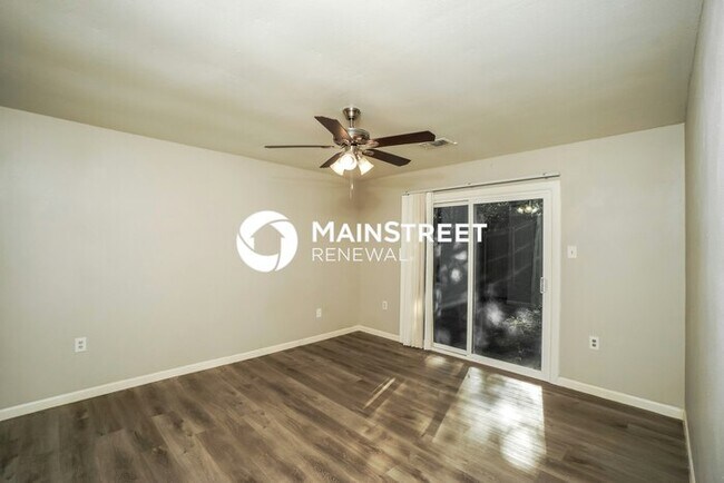Building Photo - 3 Bedroom Pet-Friendly Home in SAN ANTONIO, TX with Main Street Renewal
