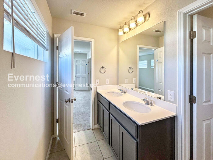 Building Photo - 6401 Andes Peak Trail