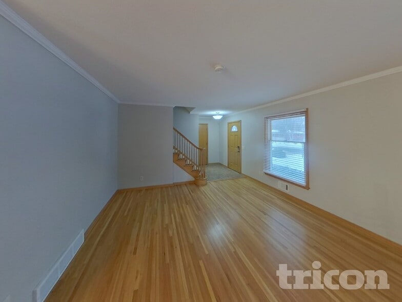 Building Photo - 13408 Colfax Ave S