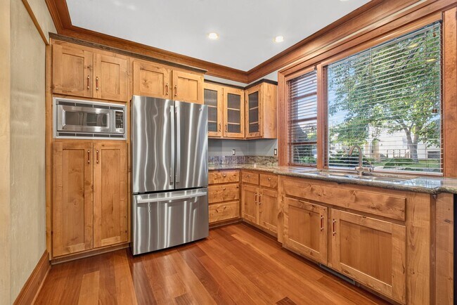 Building Photo - 2105 N 33rd St