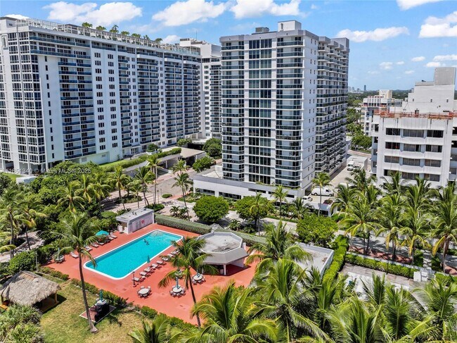 Building Photo - 2401 Collins Ave