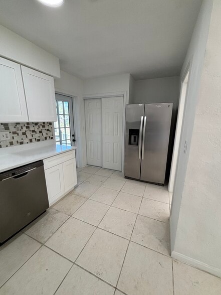 Building Photo - 12 Catalina Dr