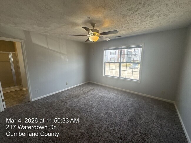 Building Photo - 217 Waterdown Dr