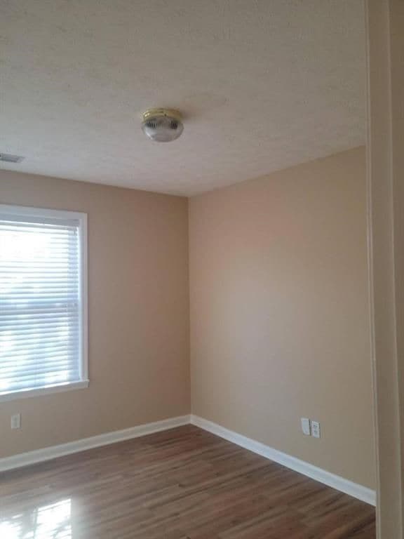 Building Photo - 2777 Green Estates Dr