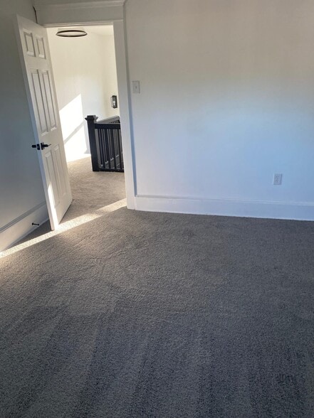 Building Photo - 500 Marwood Ave