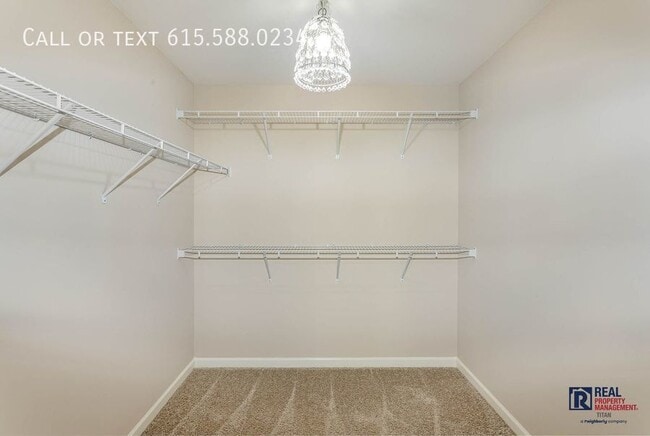 Building Photo - 1052 Neeleys Bend E