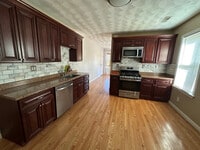 Building Photo - 34 Union St