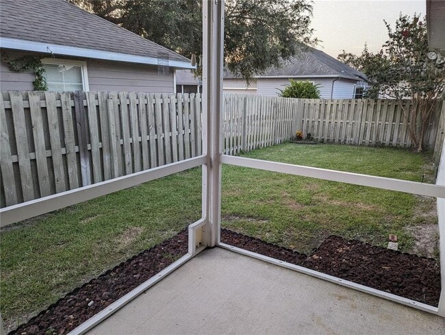 Building Photo - 8608 SW 77th Ave